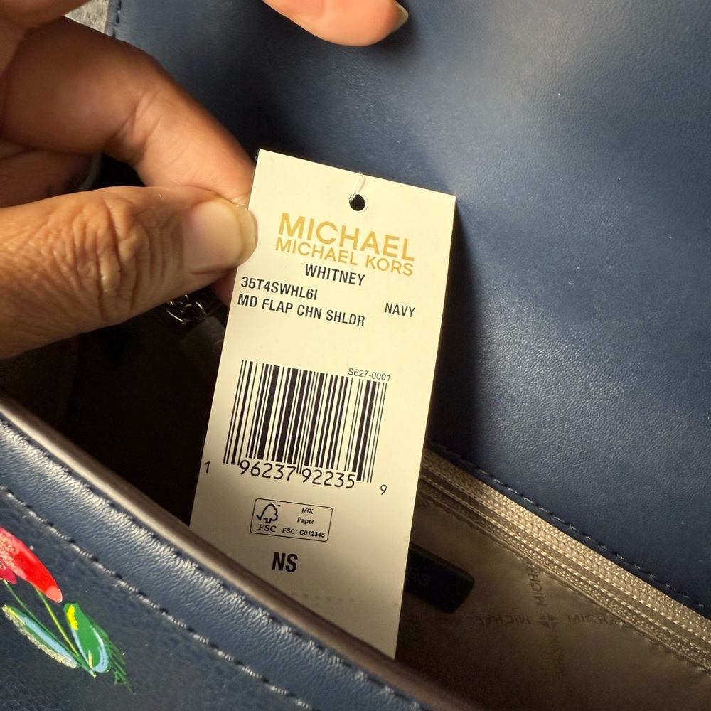 Michael Kors Whitney Medium Fruit Print‎ Shoulder Bag - Picture 6 of 6